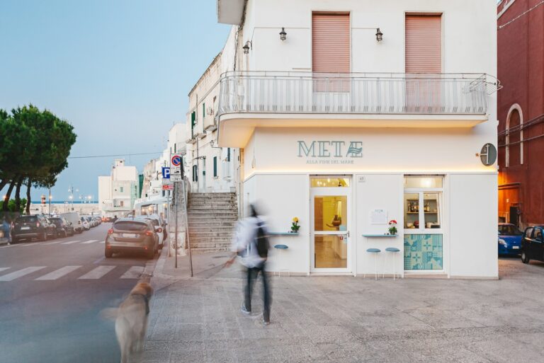 Metae ristorante Pagina di contatti